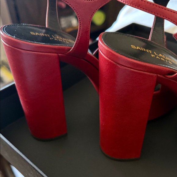 Saint Laurent Red Leather Knot Platform Sandals - Picture 4 of 10